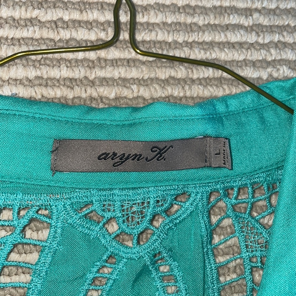 Turquoise Top - Picture 3 of 5